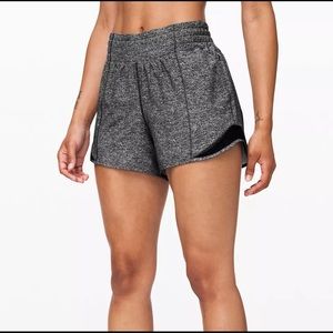 Lululemon Hotty Hot HR Short 4” Lined